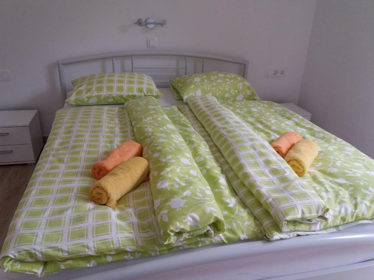בוהין Apartma Momo מראה חיצוני תמונה